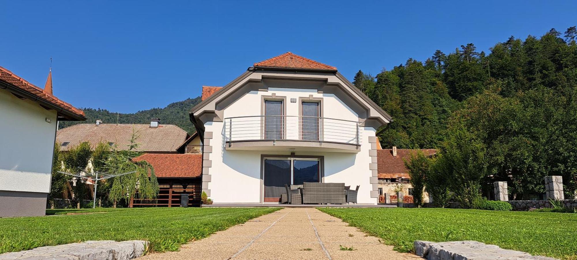 Villa Hisa Haasberg à Planina  Extérieur photo