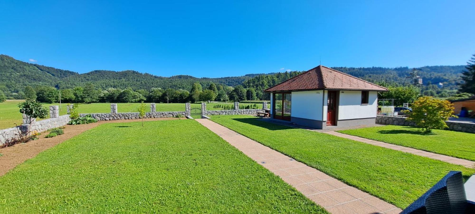 Villa Hisa Haasberg à Planina  Extérieur photo